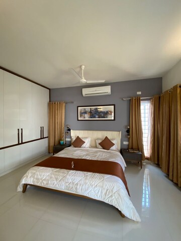 Bedroom in 3 BHK Apartment at Chaitanya Tower, Prabhadevi – for Rent