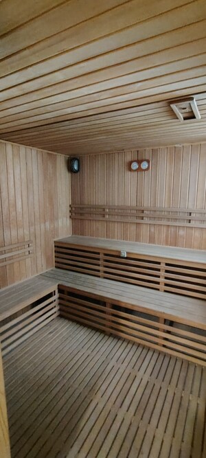  5 BHK Apartment at Hm Grandeur, Frazer Town – for Sale