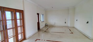 Room in 5 BHK Apartment at Hm Grandeur, Frazer Town – for Sale