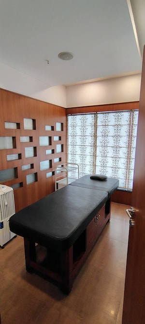  5 BHK Apartment at Hm Grandeur, Frazer Town – for Sale