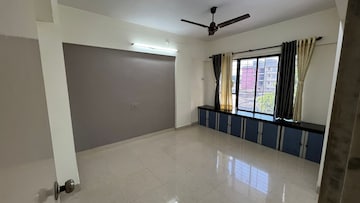 Room in 2 BHK Apartment at Devnani Kailasa, Chembur – for Rent