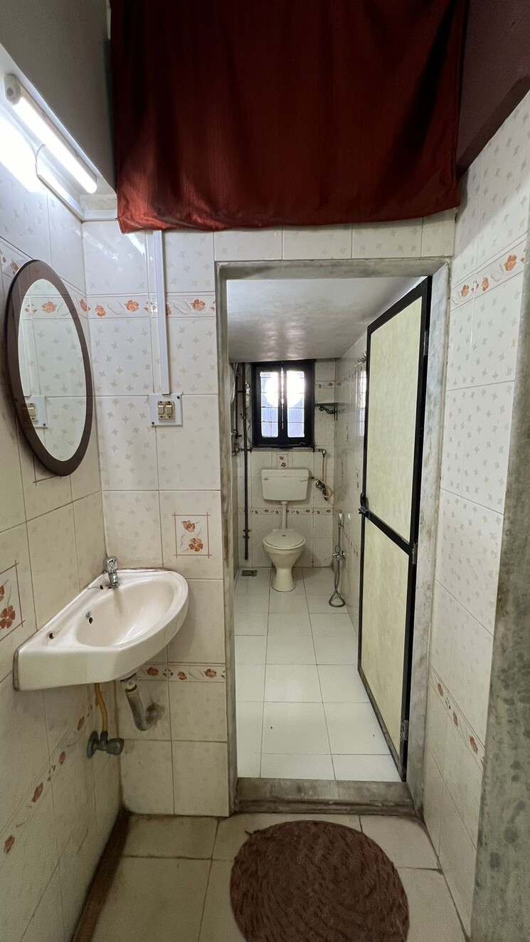 Bathroom, devnani-kailasa 2 Bedroom 711 Sq.Ft. Apartment In Chembur Mumbai 9219769