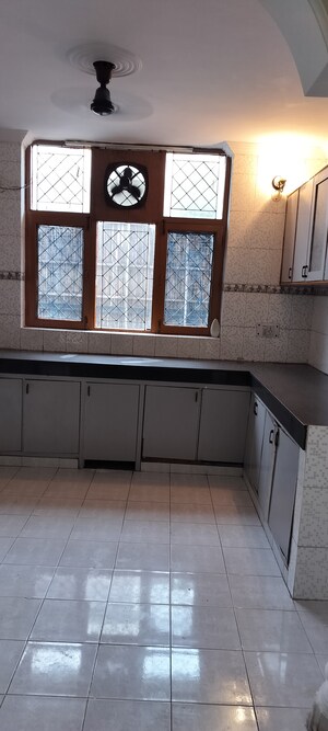 Kitchen in 3 BHK Independent House at RWA Apartments Sector 40, Sector 40 – for Rent