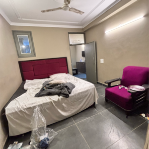 Master Bedroom in 1 BHK Builder Floor at Malviya Nagar – for Rent