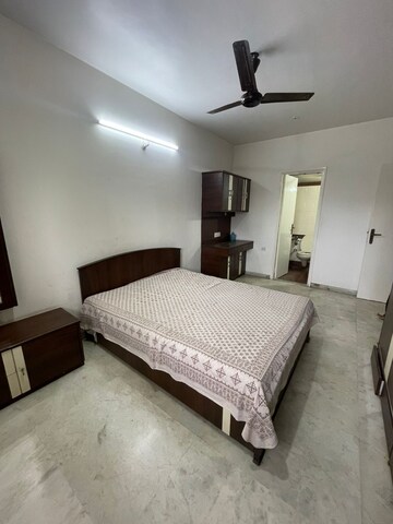 Bedroom in 2 BHK Apartment at Palms CHS Chembur, Chembur – for Rent