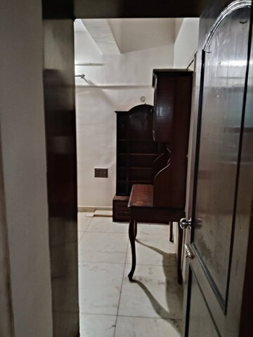 Bathroom in 2 BHK Apartment at Vile Parle West – for Rent