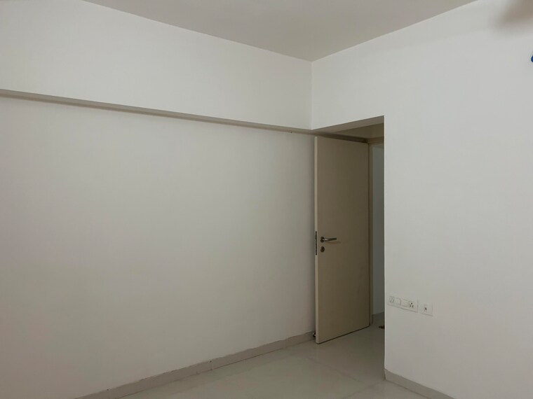 Room, amboli 2 Bedroom 650 Sq.Ft. Apartment In Amboli Mumbai 9219817