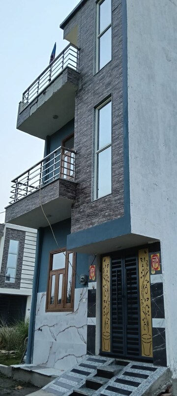 2 BHK Villa For Sale in Garg Global City Walk, Raj Nagar Extension
