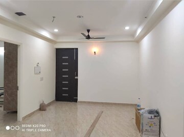Living Room in 3 BHK Apartment at Gaur City 7th Avenue, Sector 4 Greater Noida – for Rent