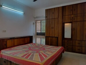 Bedroom in 2.5 BHK Apartment at Sarita Vihar Pocket-C RWA, Sarita Vihar – for Rent
