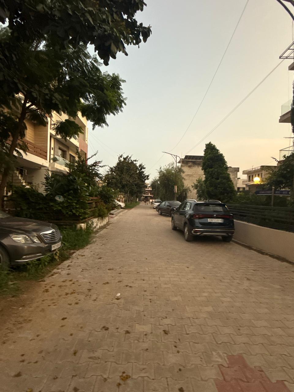 Plot For Sale in New Sunny Enclave 