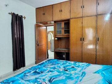 Master Bedroom in 3 BHK Apartment at Sarita Vihar – for Rent