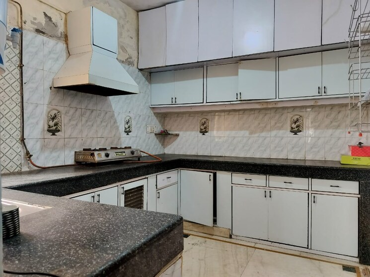 Kitchen, sarita vihar 3 Bedroom 1400 Sq.Ft. Apartment In Sarita Vihar Delhi 9219865