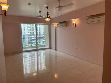 Room in 3.5 BHK Apartment at DLF The Ultima, Sector 81 – for Sale