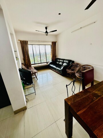 Team Area in 2 BHK Apartment at Lok Manya Tilak Terminus Yard – for Rent