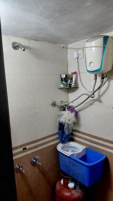 Furnished Amenities in 1 BHK Apartment at Kurla East – for Rent