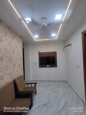 Living Room in 1 BHK Builder Floor at Mansa Ram Park – for Rent