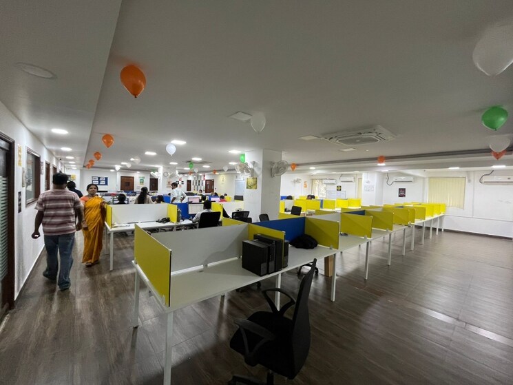Team Area, hebbal Commercial Office Space 6001 Sq.Ft. In Hebbal Bangalore 9219897