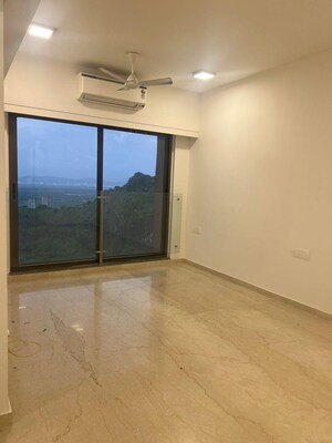 2 BHK Apartment For Rent in Millionaire Heritage, Andheri West