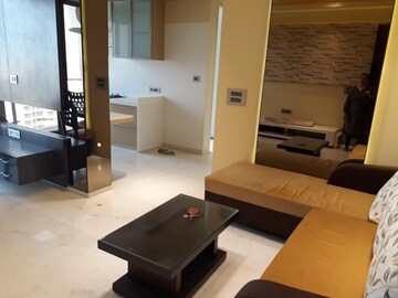 Living Room in 2 BHK Apartment at Dn Nagar – for Rent