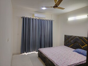 3 BHK Apartment For Rent in South City
