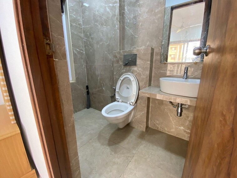 Bathroom, versova-heights 2 Bedroom 800 Sq.Ft. Apartment In Versova Mumbai 9219956