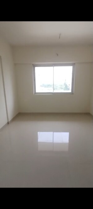 Room in 2 BHK Apartment at Alliance Fortuna Blue, Lower Parel – for Rent