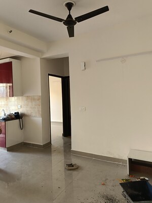 Room in 3 BHK Apartment at Gardenia Golf City, Sector 75 – for Sale