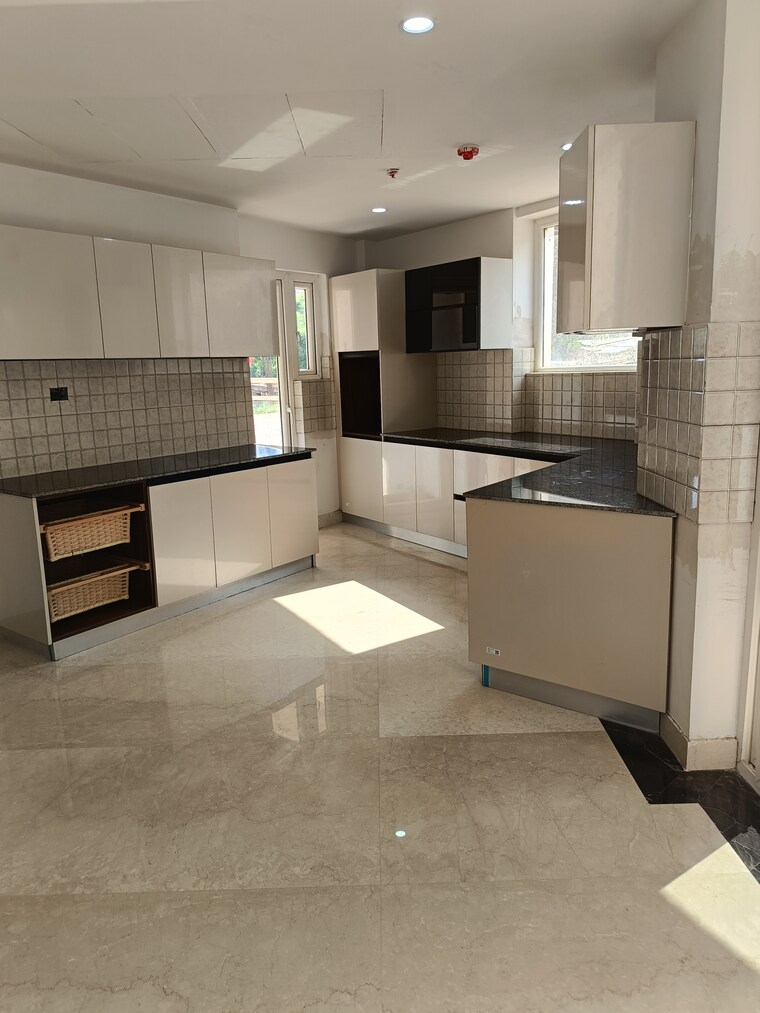 Kitchen, supertech-orb 3 Bedroom 2520 Sq.Ft. Apartment In Sector 74 Noida 9219976