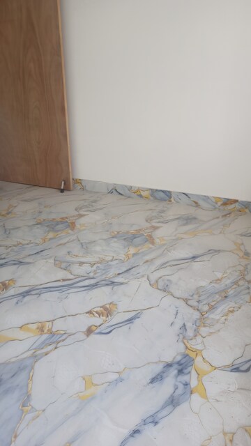 Bedroom in 3 BHK Apartment at Kundan Plaza, Chinar Park – for Rent