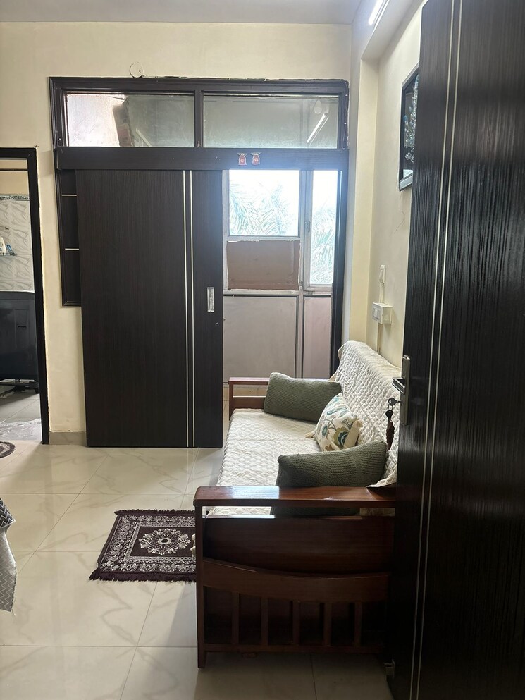 Living Room, sector 21c 3 Bedroom 1350 Sq.Ft. Apartment In Sector 21c Faridabad 9219994