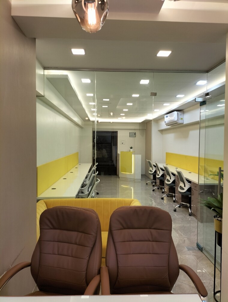 Team Area, oberoi-garden-estates Commercial Office Space 490 Sq.Ft. In Powai Mumbai 9219999