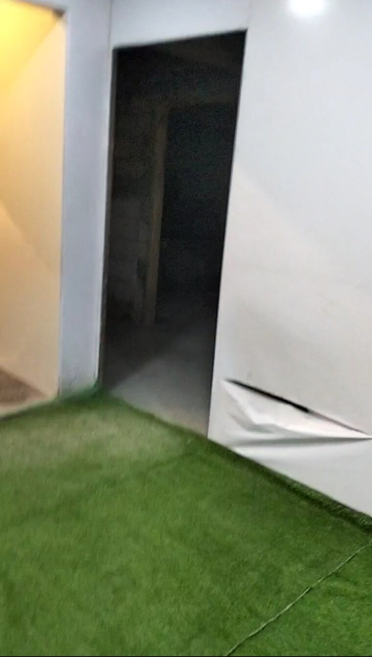 Room, oberoi-garden-estates Commercial Office Space 490 Sq.Ft. In Powai Mumbai 9219999