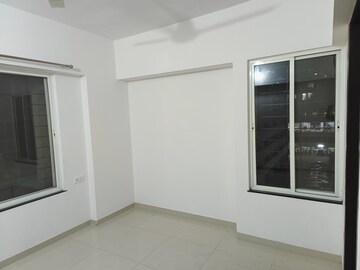 Room in 2 BHK Apartment at Mantra Moments, Moshi – for Rent
