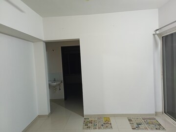 Room in 2 BHK Apartment at Mantra Moments, Moshi – for Rent