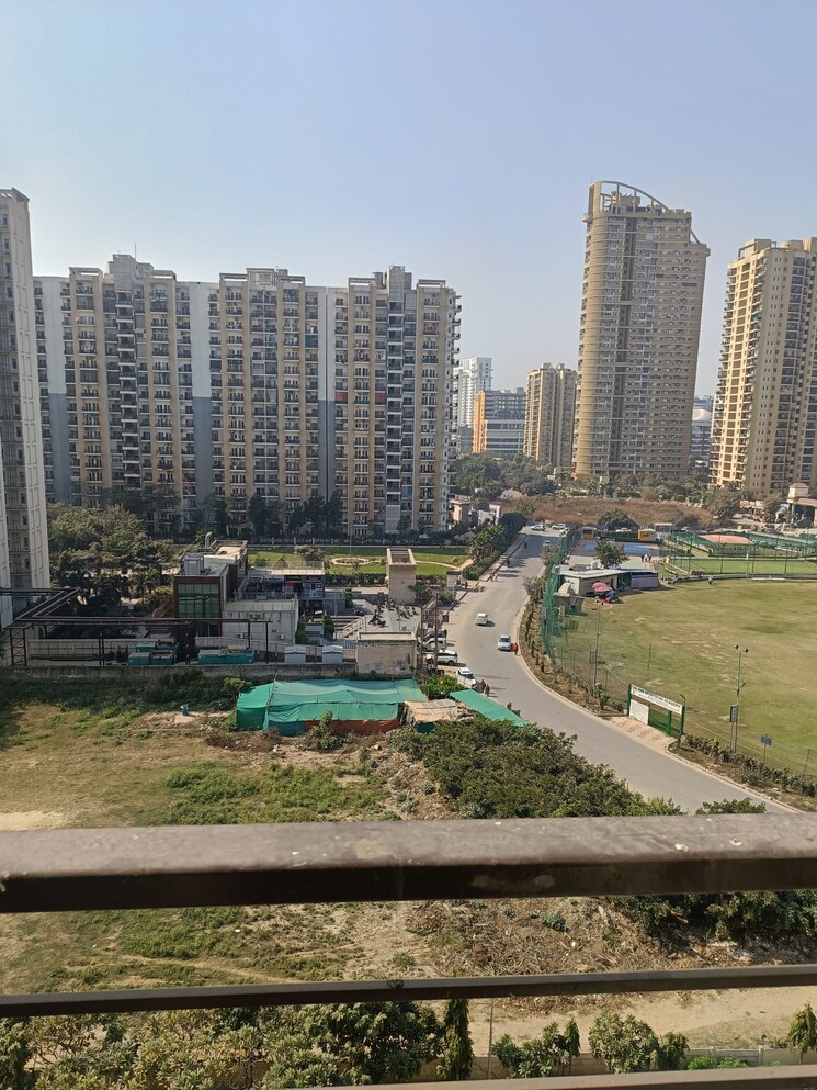 Exterior View, gardenia-golf-city 3 Bedroom 1350 Sq.Ft. Apartment In Sector 75 Noida 9220010