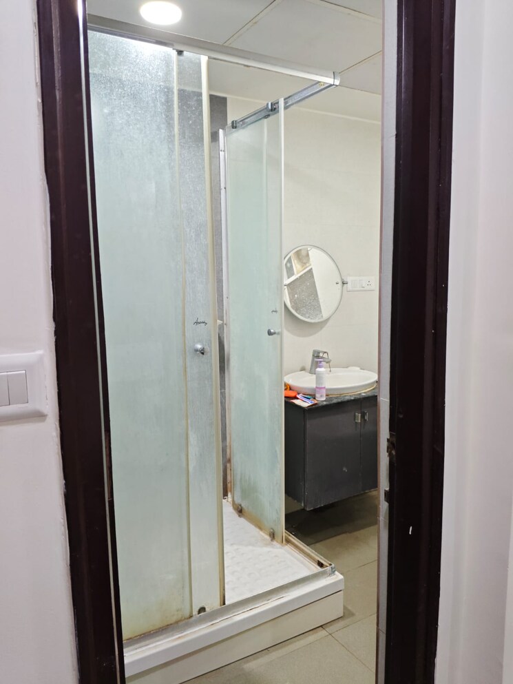 Bathroom, mahindra-ashvita 3 Bedroom 1800 Sq.Ft. Apartment In Kukatpally Hyderabad 9220027