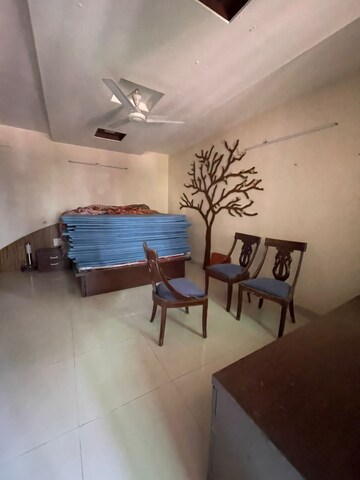 Furnished Amenities in 2 BHK Apartment at Astha Baner, Baner – for Rent