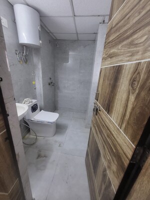 Bathroom in 3 BHK Apartment at Jm Orchid, Sector 76 – for Rent