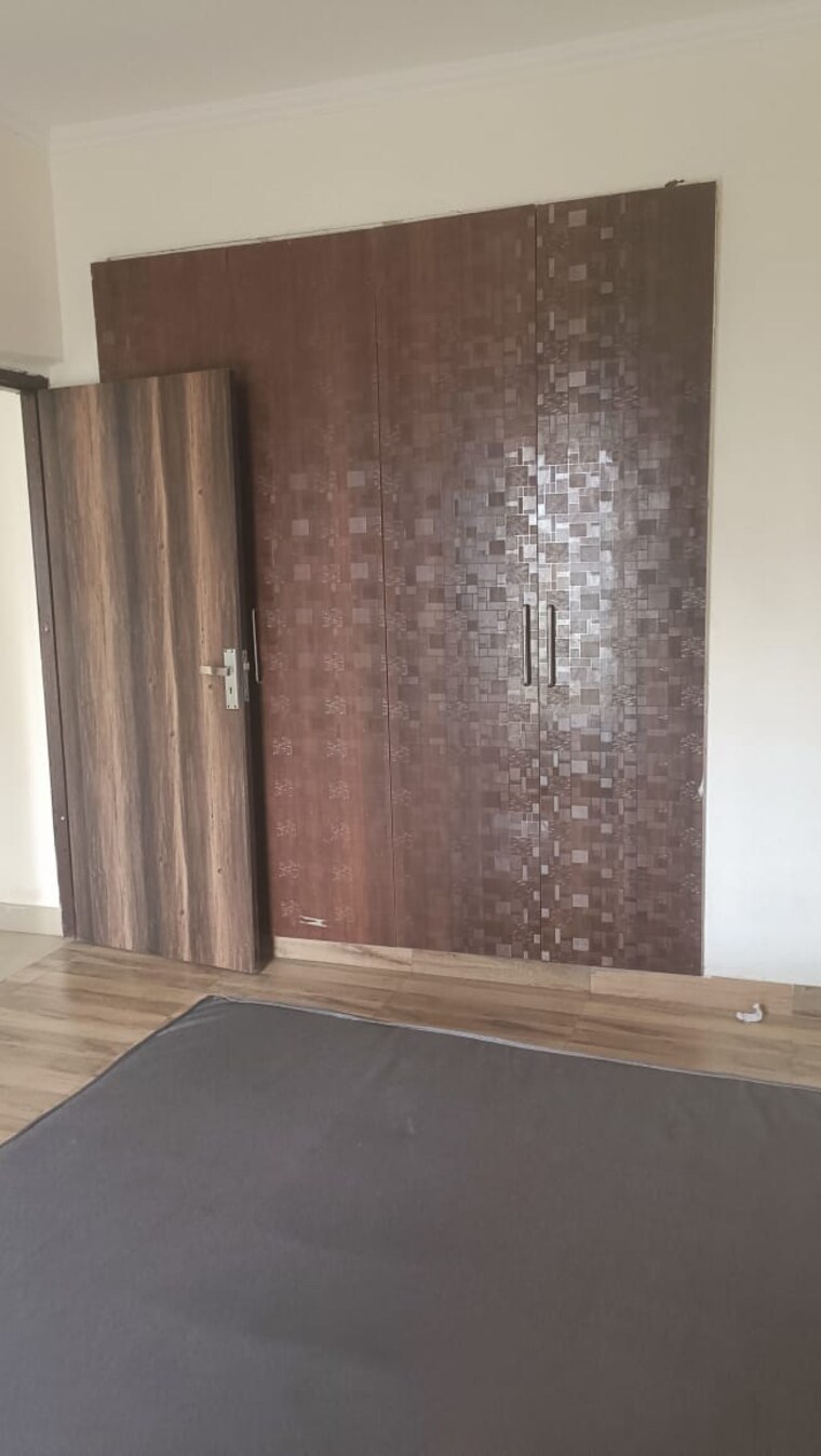 Room, gardenia-golf-city 3 Bedroom 1350 Sq.Ft. Apartment In Sector 75 Noida 9220037