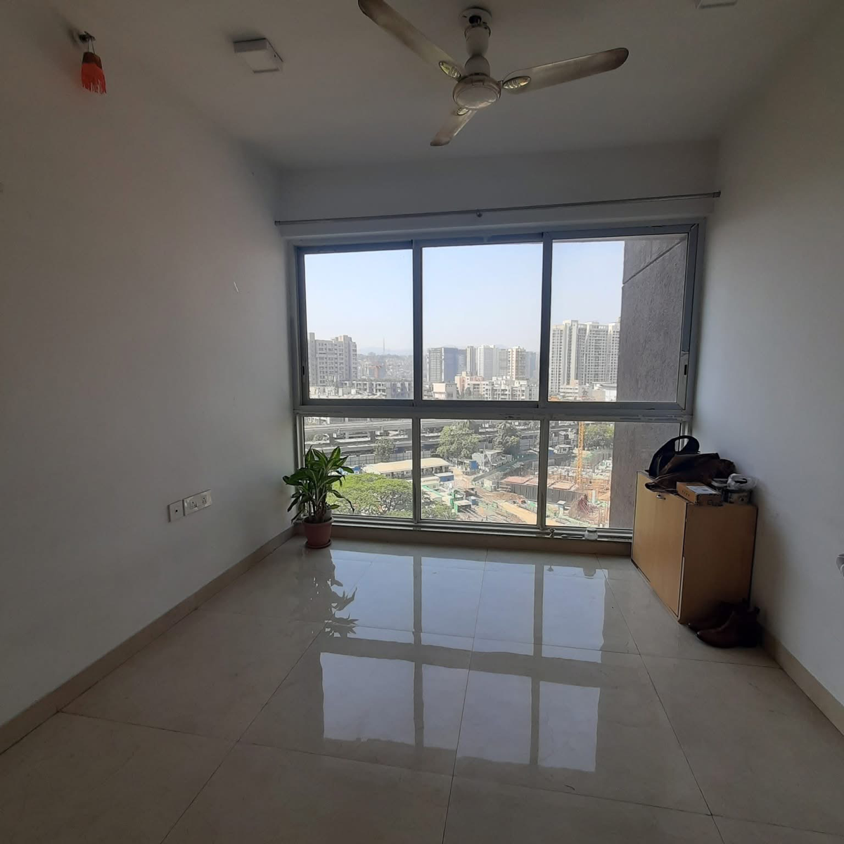 1 BHK Apartment For Rent in Kings Heights
