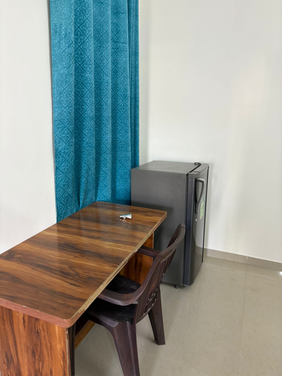 1 BHK Apartment For Rent in Shree Vardhman Green Court