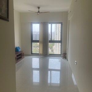 2 BHK Apartment For Rent in Kanakia Spaces Zen World Phase 2, Datar Colony