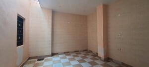 Room in 2 BHK Independent House at Sector 8 – for Rent