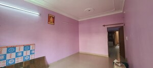 Room in 2 BHK Independent House at Sector 8 – for Rent