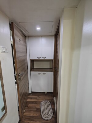 Furnished Amenities in 1 BHK Apartment at Malad West – for Rent