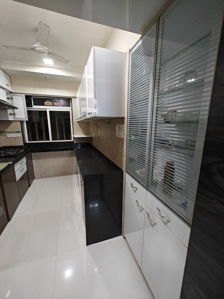 Kitchen, malad west 1 Bedroom 600 Sq.Ft. Apartment In Malad West Mumbai 9220086