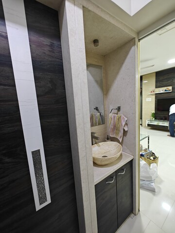  1 BHK Apartment at Malad West – for Rent