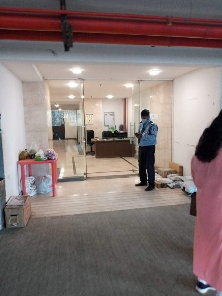  Parking, shiv-shakti-tower-28 1 Bedroom 450 Sq.Ft. Apartment In Malad East Mumbai 9220089