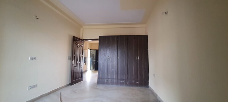 Room, sector 3 2.5 Bedroom 190 Sq.Ft. Independent House In Sector 3 Faridabad 9220096